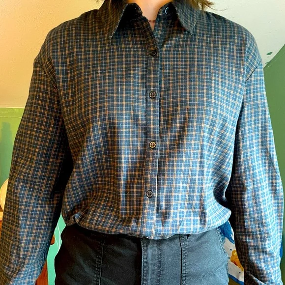 Zara Flannel Crop top, size M - Picture 3 of 3